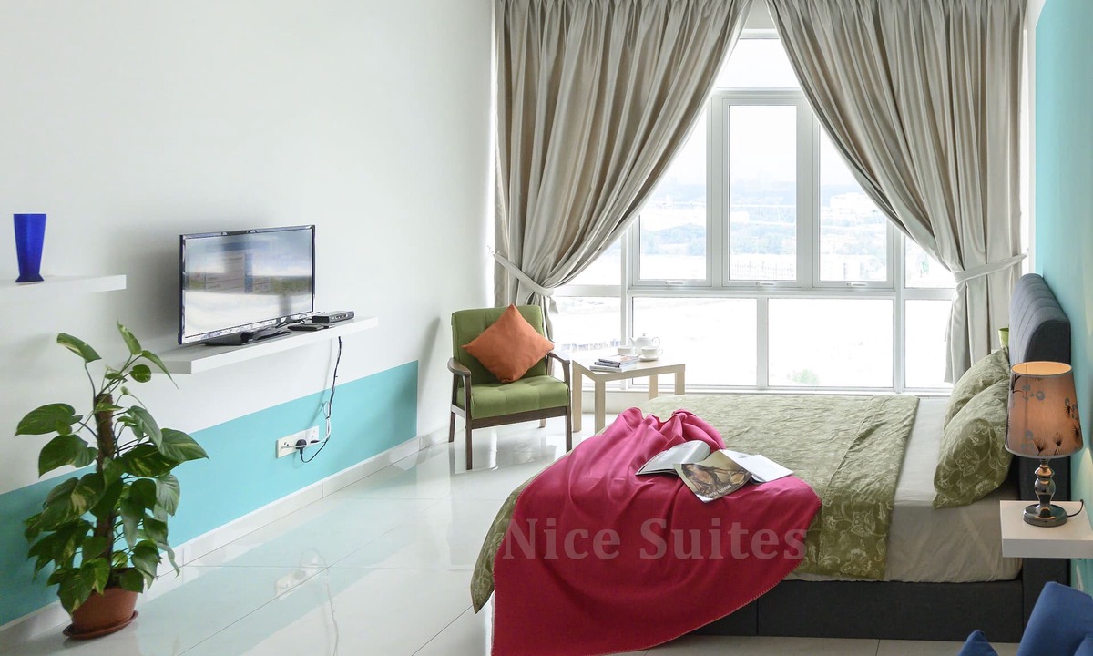 Taman Mount Austin Apartment | Havona Studio-Mount Austin-Ikea/Jusco/Toppen