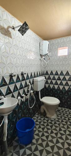 Sanapur House | Hemanthhomestayhampi