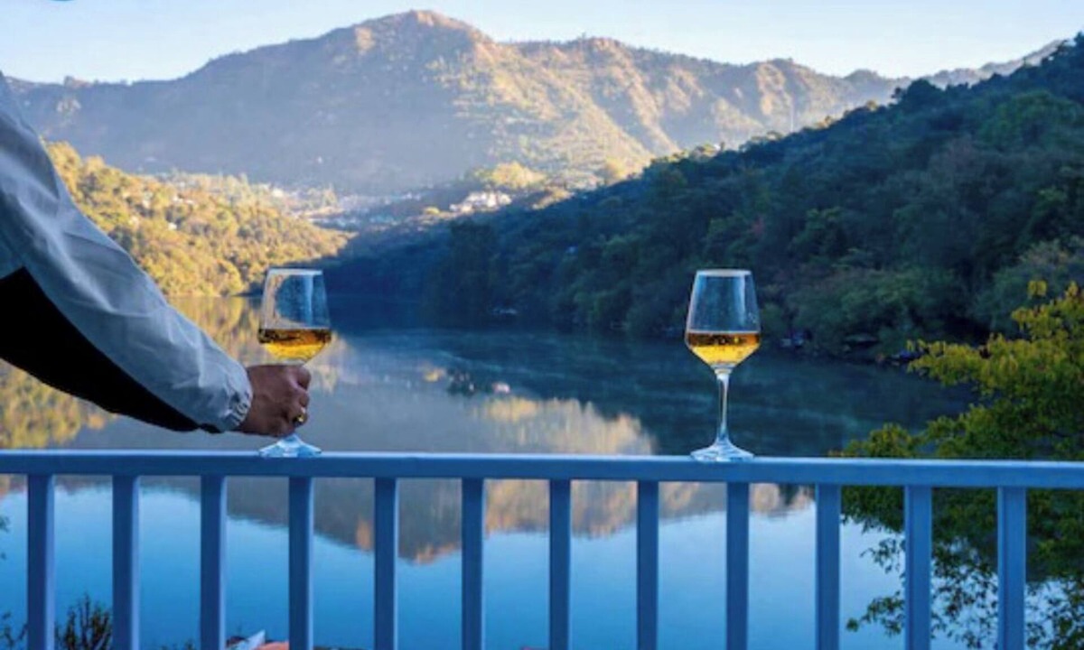 Naukuchiyatal Hotel | Hidden Lake Stay