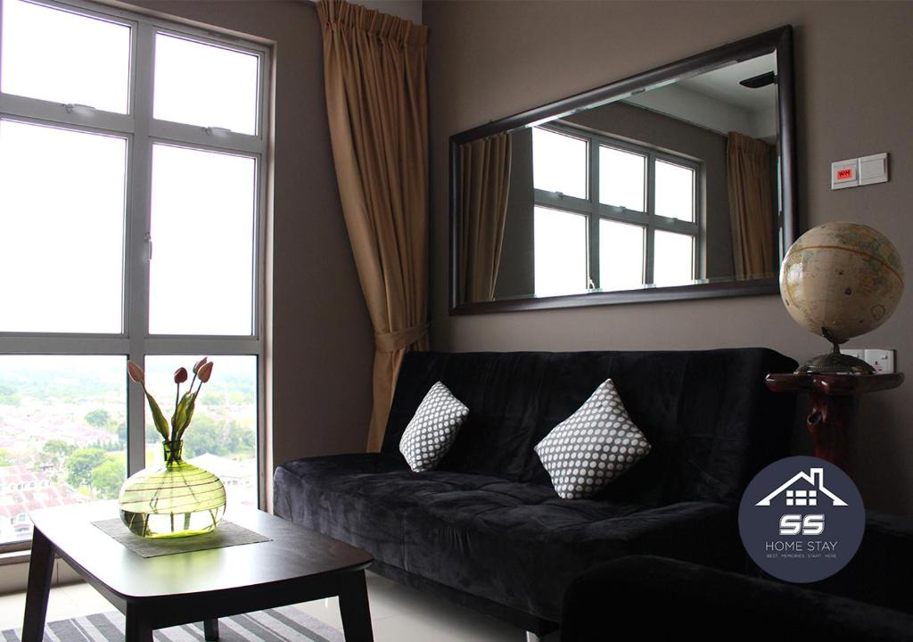Daerah Kulai Apartment | HIGHEST FLOOR IN KULAI SENAI IOI Mall JPO AIRPORT
