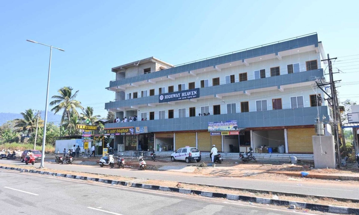 Murudeshwara Hotel | Highway Heaven