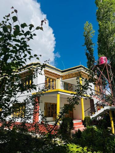 Hunder House | Himalayan Bloom Guest House ,Hunder Nubra Valley