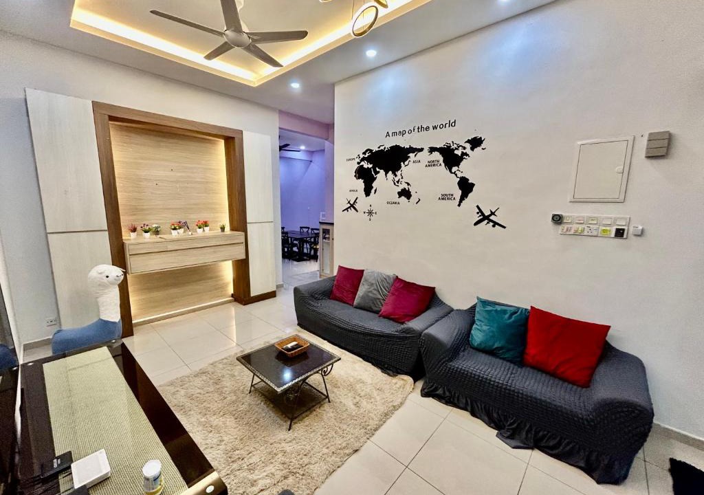 Taman Impian House | Home36#8pax#4bedroom#NearAeonAlma#Mcd