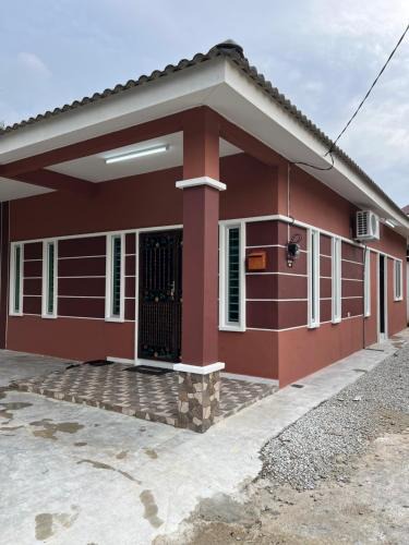 Kampung Tasek Junjong Apartment | Homestay Desa D Junjung Islam Guest Only
