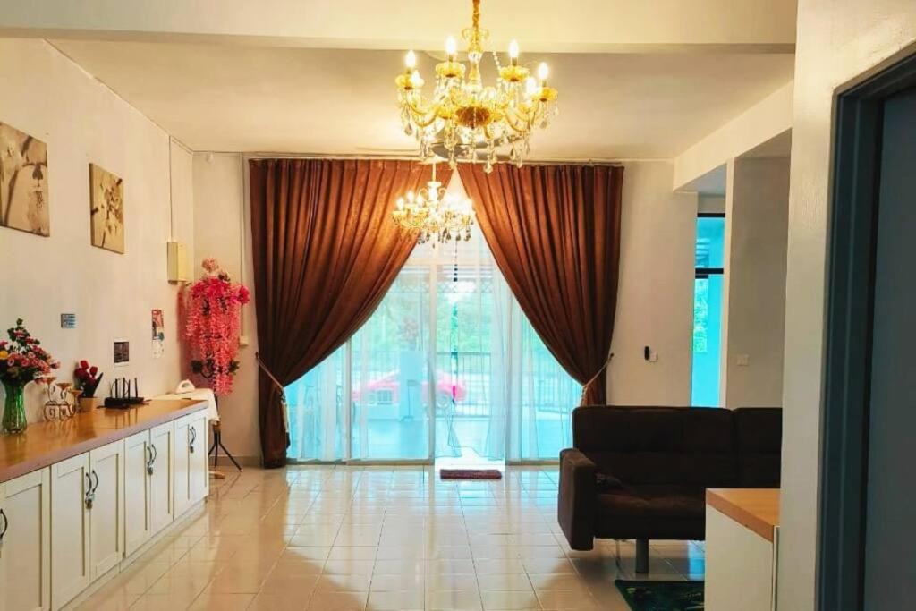 Kampar House | Homestay Kampar Putra