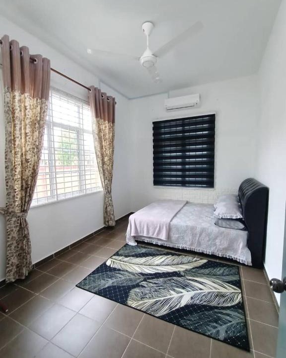 Bukit Kuang House | Homestay Kemaman Fyna02 di Bukit Kuang