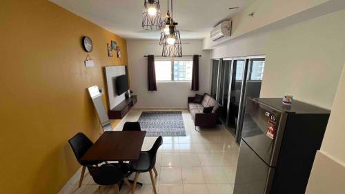 Kota Warisan Apartment | Homestay klia, sepang alanis residence
