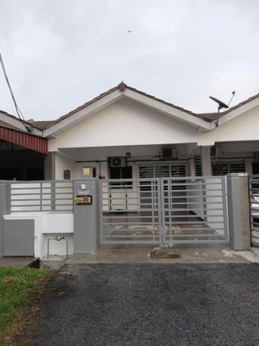 Kuala Selangor House | Homestay Kuala Selangor Islamic Friendly Only