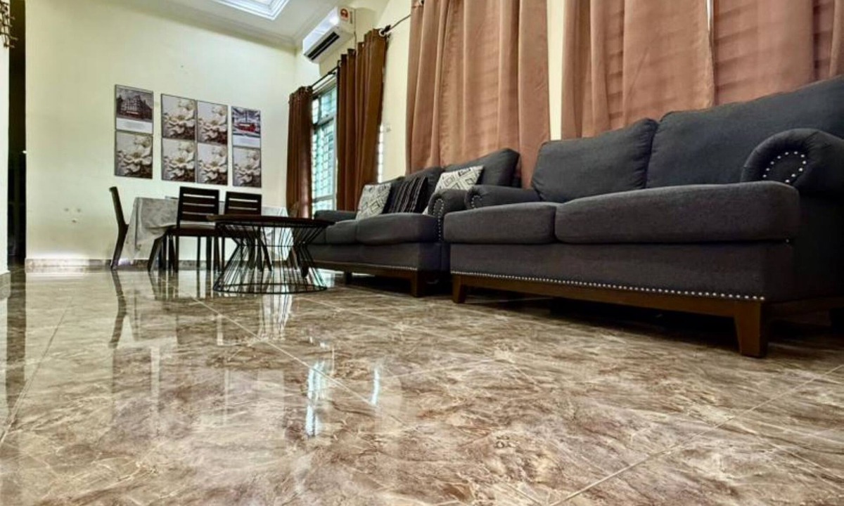 Kampung Merbau Patah House | Homestay Selesa KPB Guest House