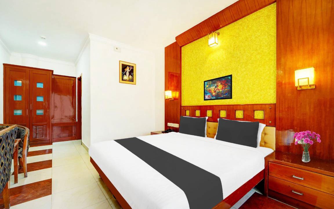 Thrissur Hotel | Hotel ∙ 3 guests