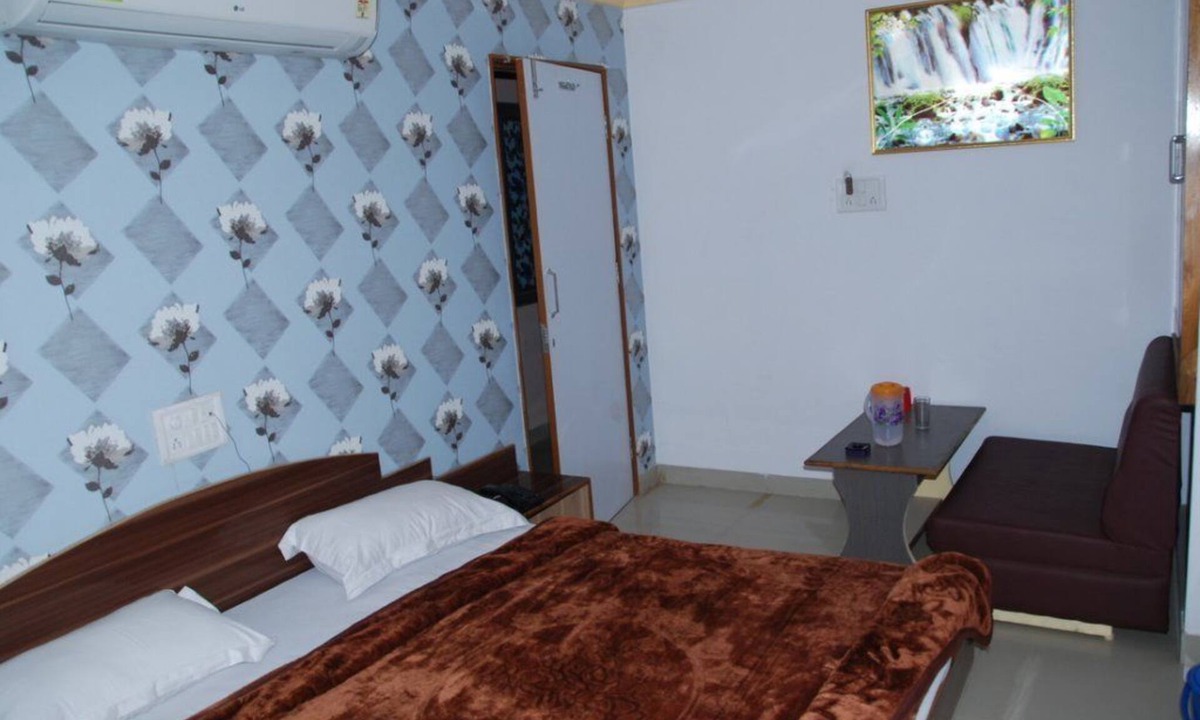 Chittorgarh Hotel | Hotel Aashiyana & Restaurant