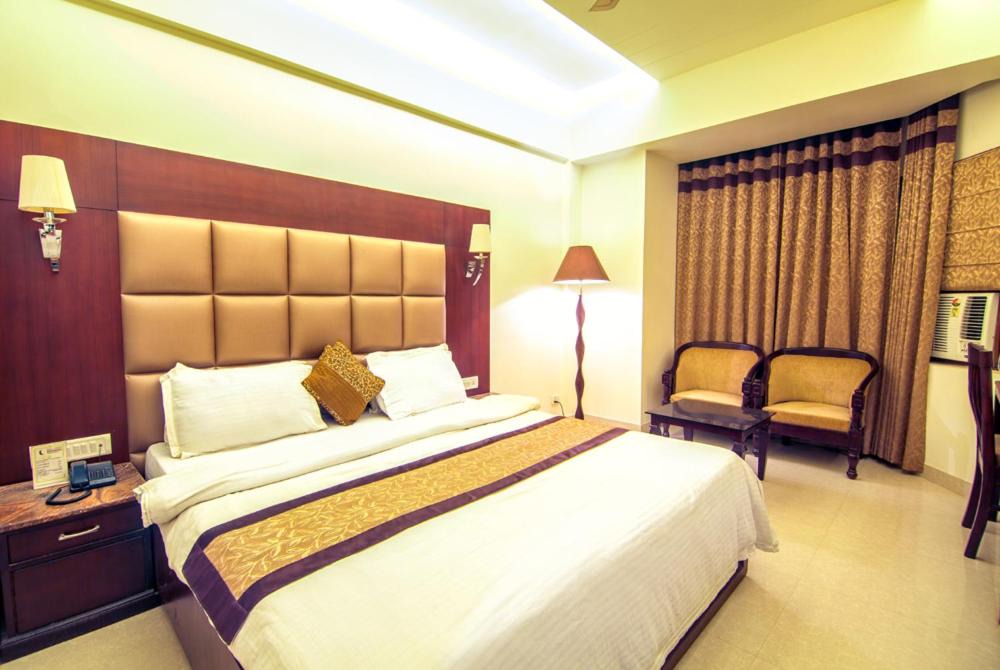 Mathura Hotel | Hotel Abhinandan