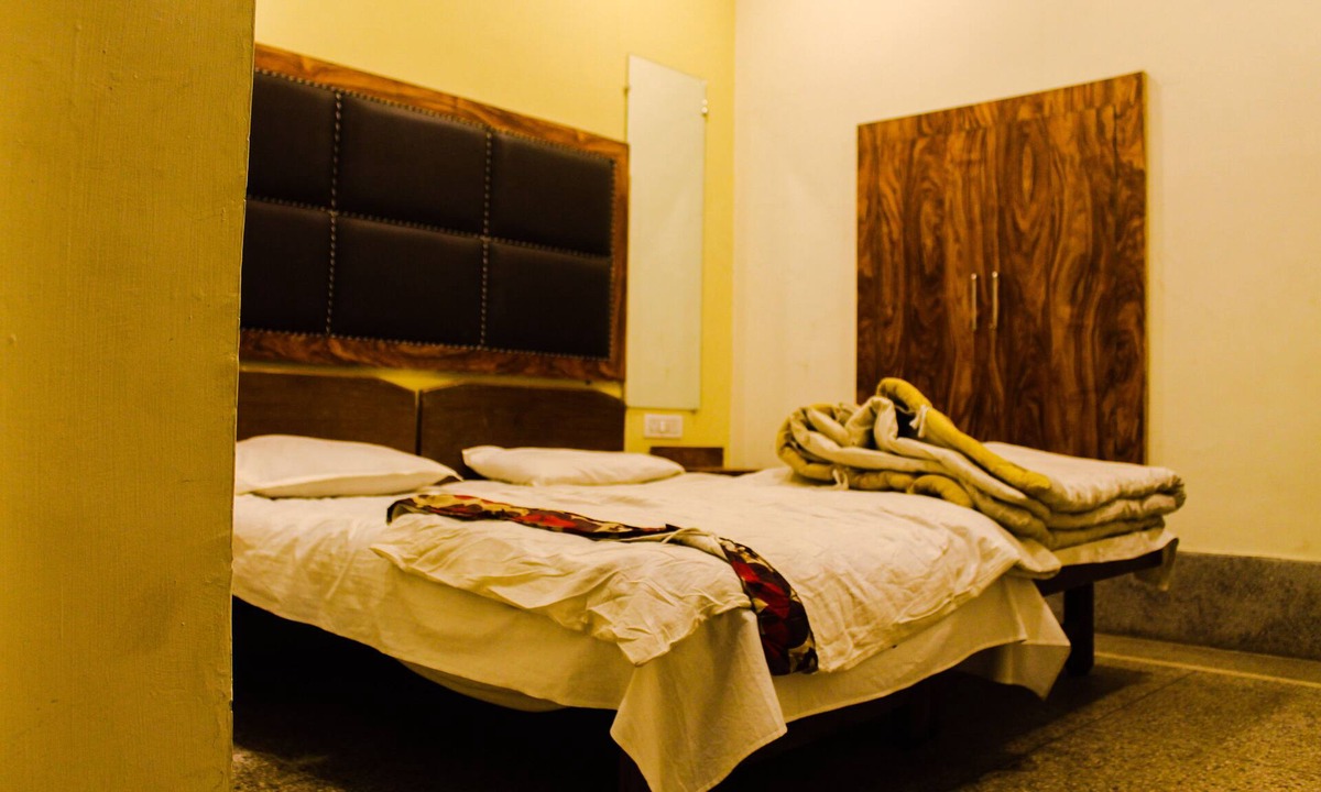 Gwalior Hotel | Hotel Anand Palace
