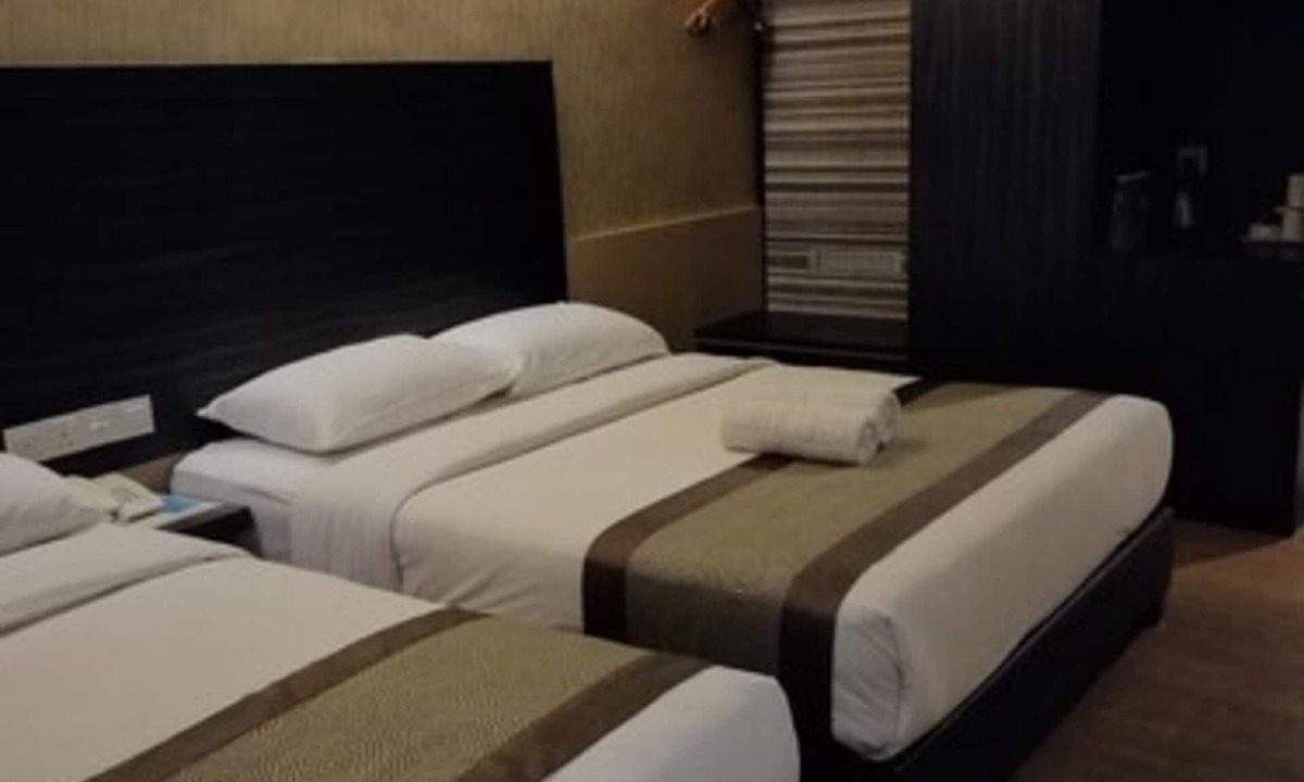 Taman Mount Austin Hotel | Hotel Austin Paradise - Mount Austin