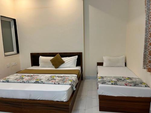 Khatu Hotel | Hotel Banshi Wala - Best Hotel in Khatu Shyam ji Near Khatu shyam ji Tample