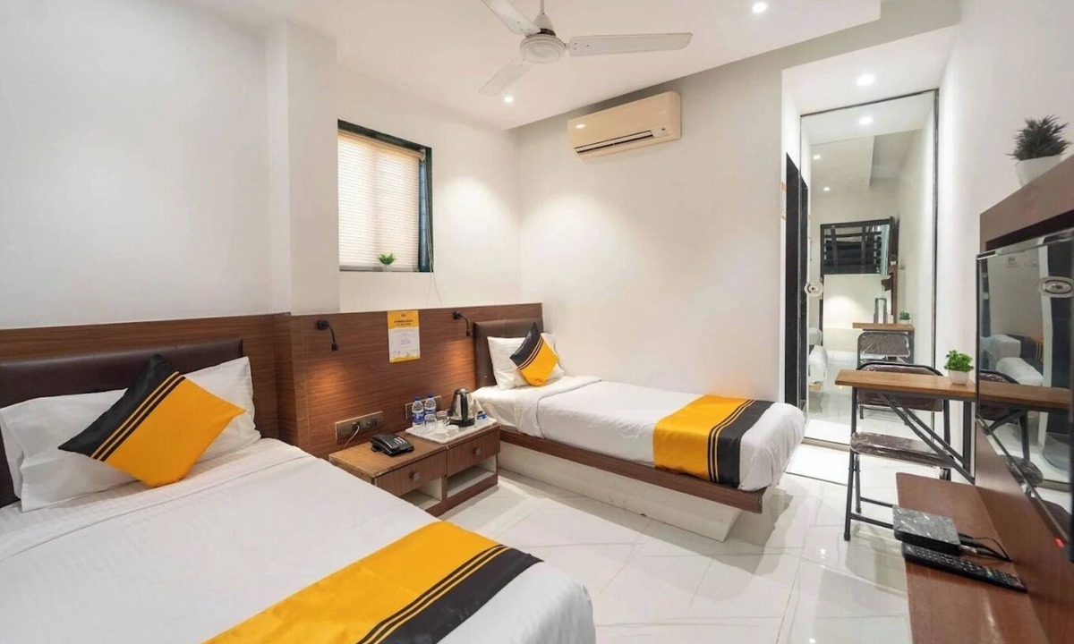 Kurla Hotel | Hotel Baverly By Glitz Hotels