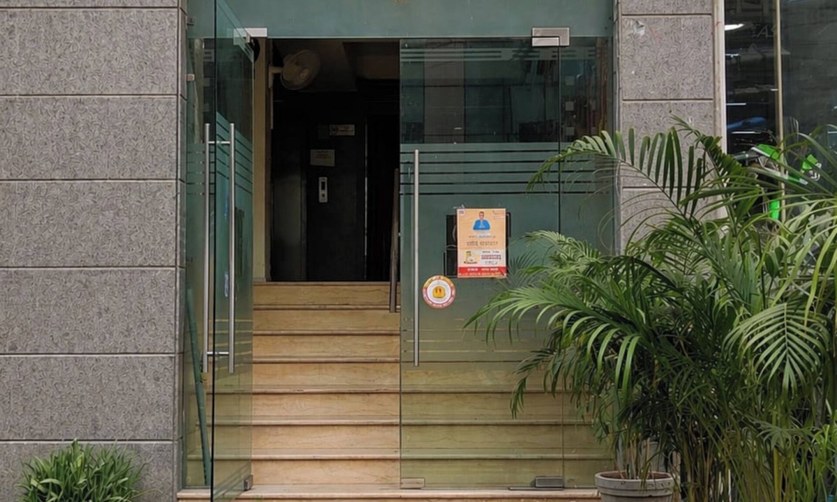 Badarpur Hotel | Hotel Brahman Bhawan
