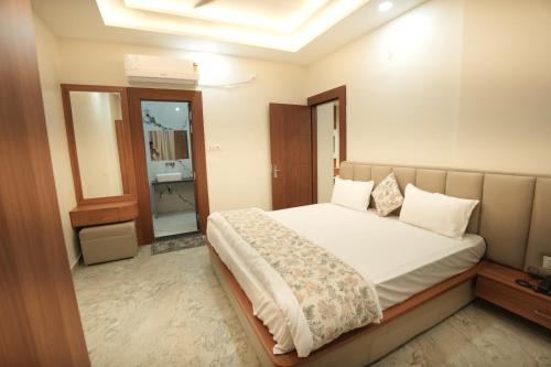 Jhansi Hotel | Hotel Chanda