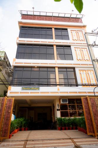 Bhubaneshwar Hotel | Hotel Chandan Heritage