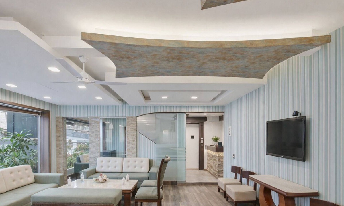 Patel Nagar Hotel | Hotel Clark Heights
