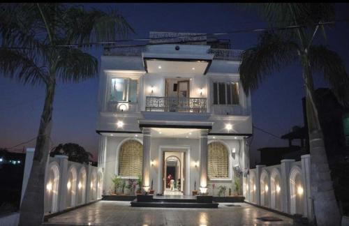 Jaora Hotel | Hotel Classio Ali Asgar