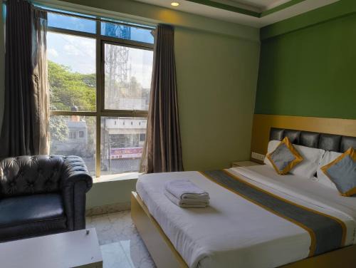 Jayanagar Hotel | Hotel Cozzy Inn