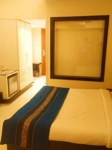 Ratnagiri Hotel | Hotel Delight Landmark