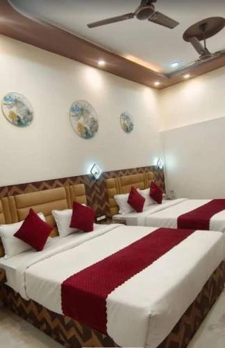 Sigra Hotel | Hotel Dev Vanshi Palace