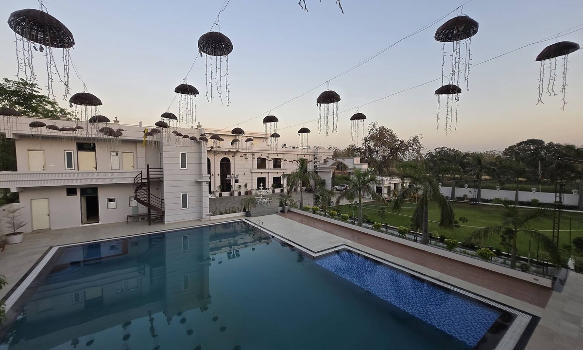 Sehmalpur Hotel | Hotel Divine Banaras