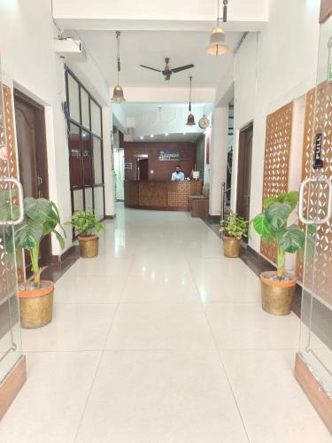 Rishikesh Hotel | Hotel Gangour