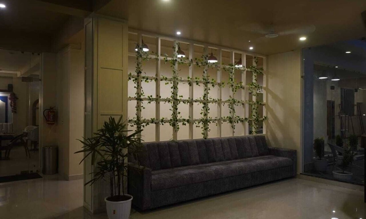 Hatikhuli Hotel | Hotel Garnet