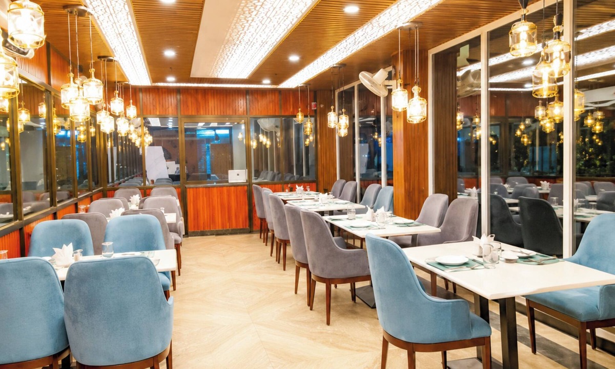 Varanasi Hotel | Hotel Gautam Himtaj Resorts