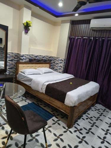 Nalbari Hotel | Hotel gayatri