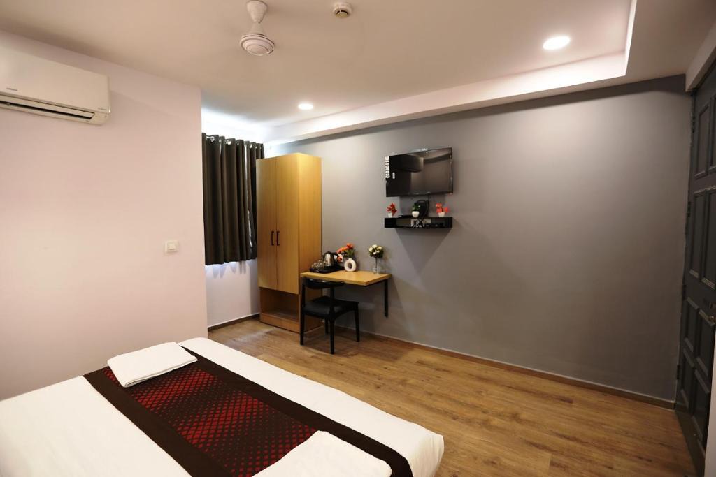 Mahipalpur Hotel | Hotel Glinzer Palace IGI Delhi