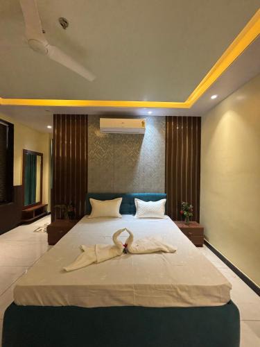Lalsot Hotel | Hotel Golchi Palace