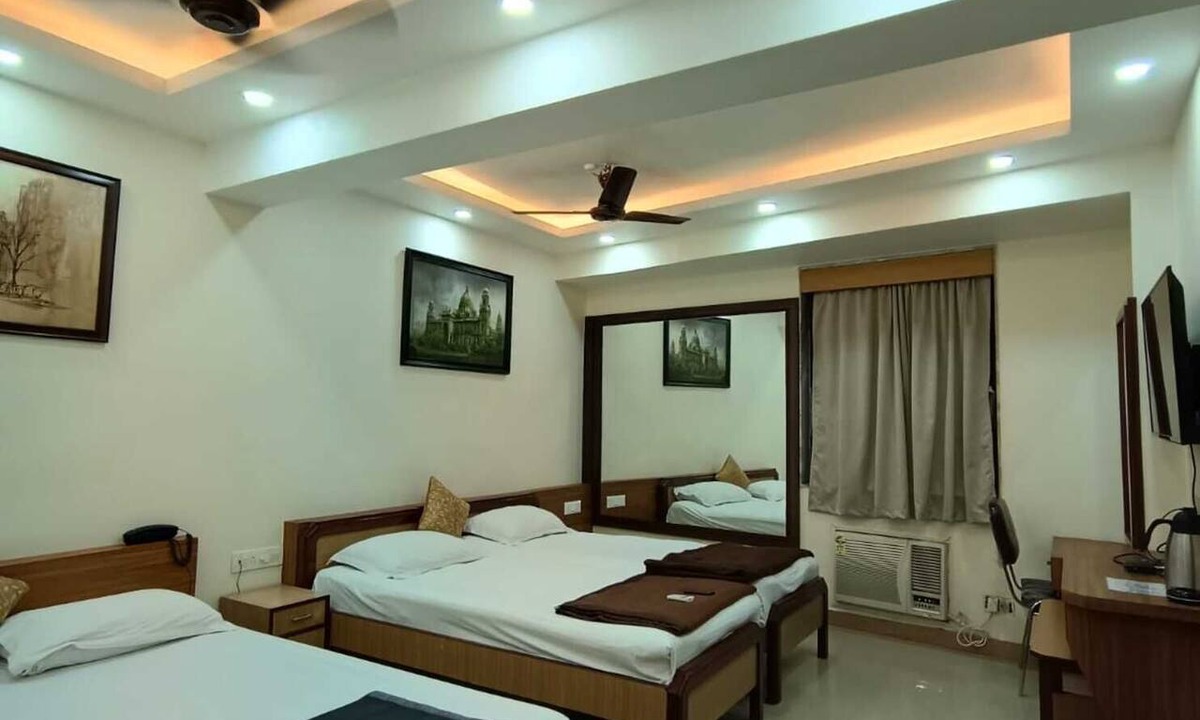 Bhowanipore Hotel | Hotel Goldenkey