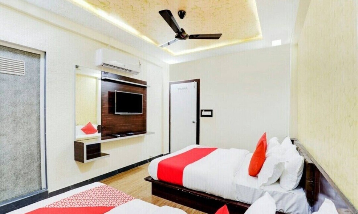Ahmedabad Hotel | Hotel Govindam