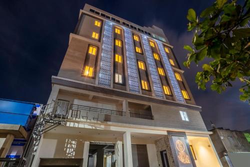Medchal Hotel | Hotel Helixo Classic Kompally