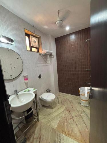 Karol Bagh Hotel | Hotel Jeniffer Inn