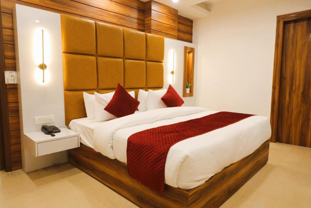 Karol Bagh Apartment | Hotel Jeyan Inn by Golden Tree at Karol Bagh