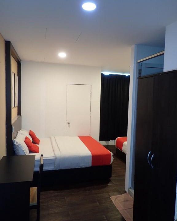 Shah Alam Hotel | Hotel KL Two Fighter Rest & Go - Shah Alam