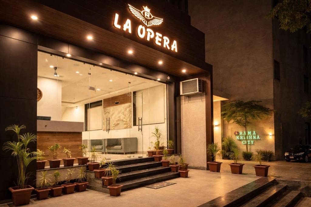 Gwalior Hotel | Hotel La Opera