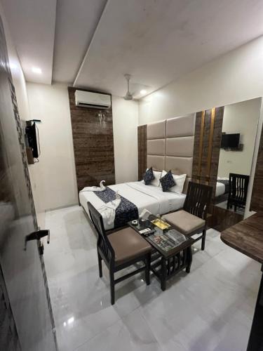 Mumbai Hotel | Hotel Magnetic - NEAR INTERNATIONAL AIRPORT