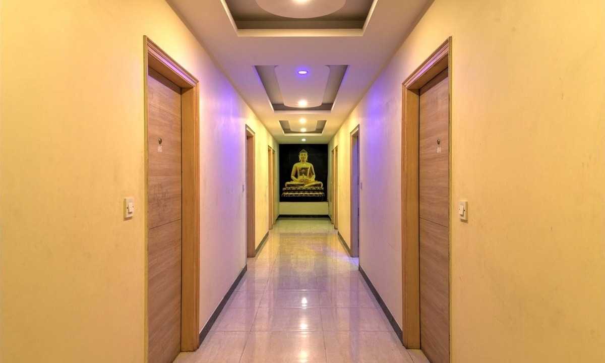 Mahipalpur Extension Hotel | Hotel Mahal