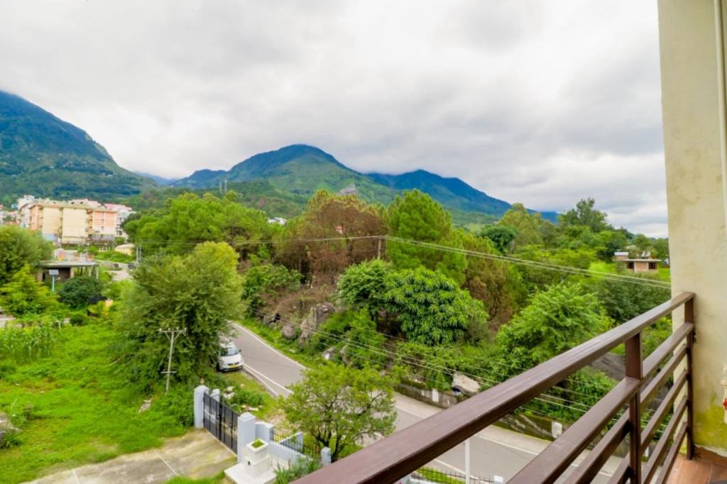 Sidhpur Hotel | Hotel Mirage Residency - Hill View Hotel in Dharamshala