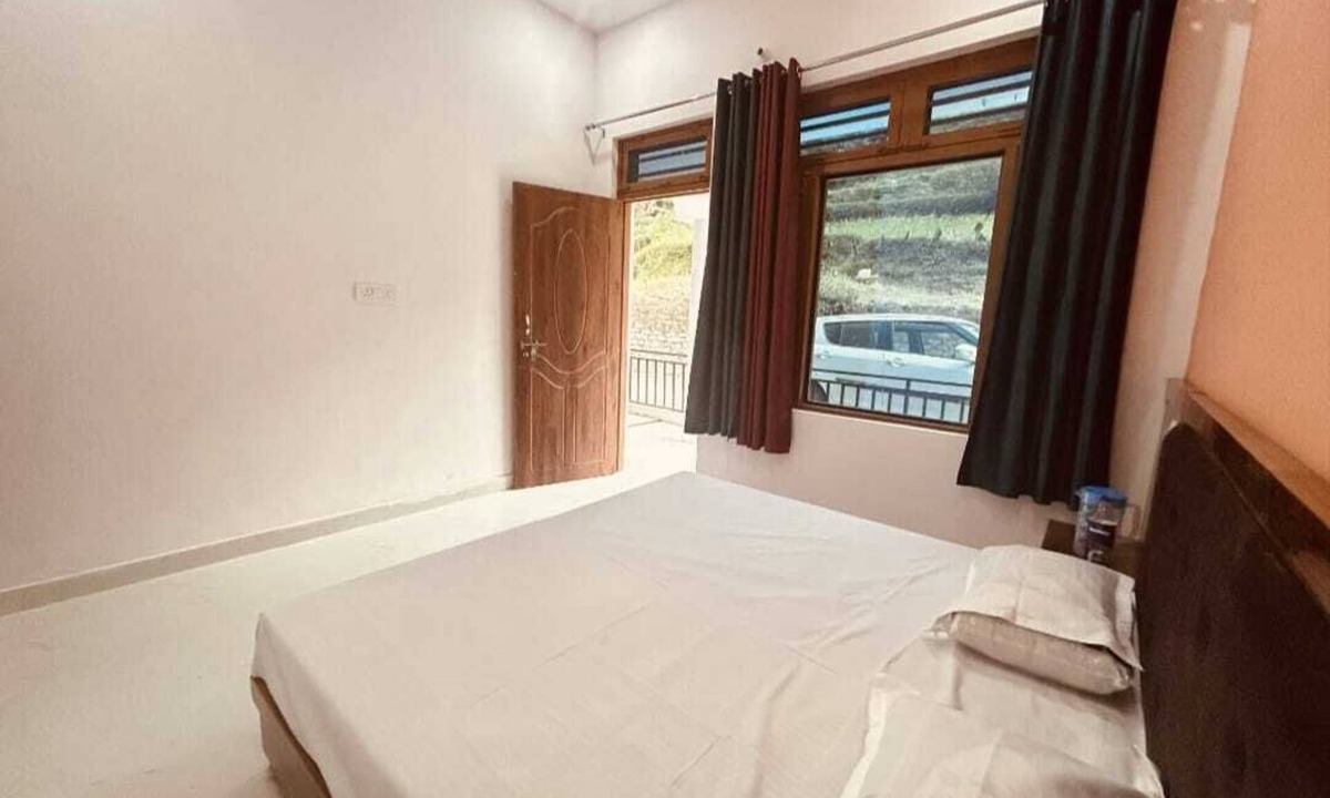 Sitapur Hotel | Hotel Moon Rise
