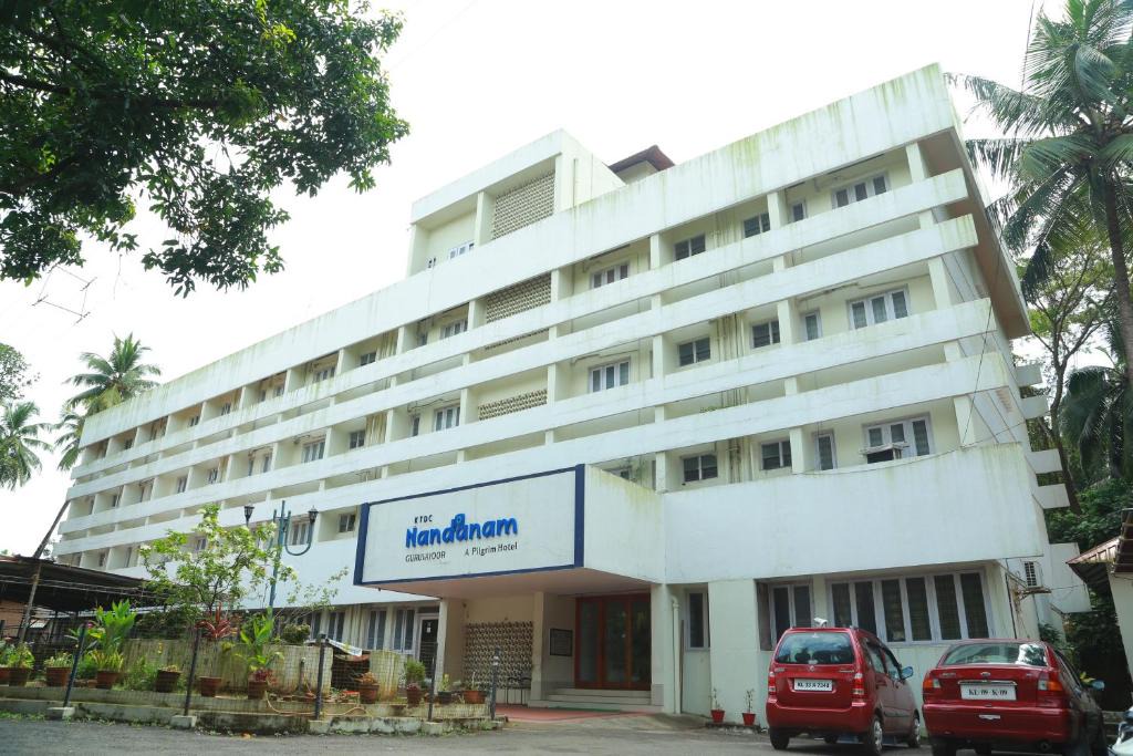 Kuppaayil Hotel | Hotel Nandanam
