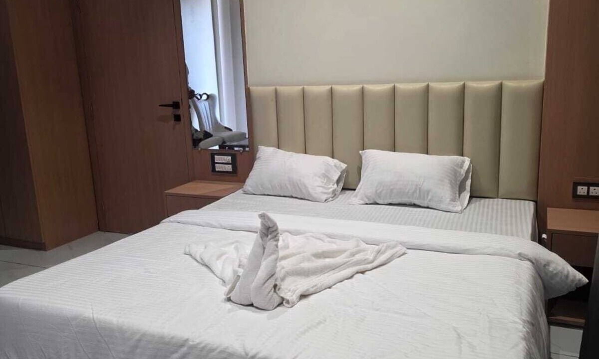 Malsiras Hotel | Hotel Nandanwan Resto and Bar