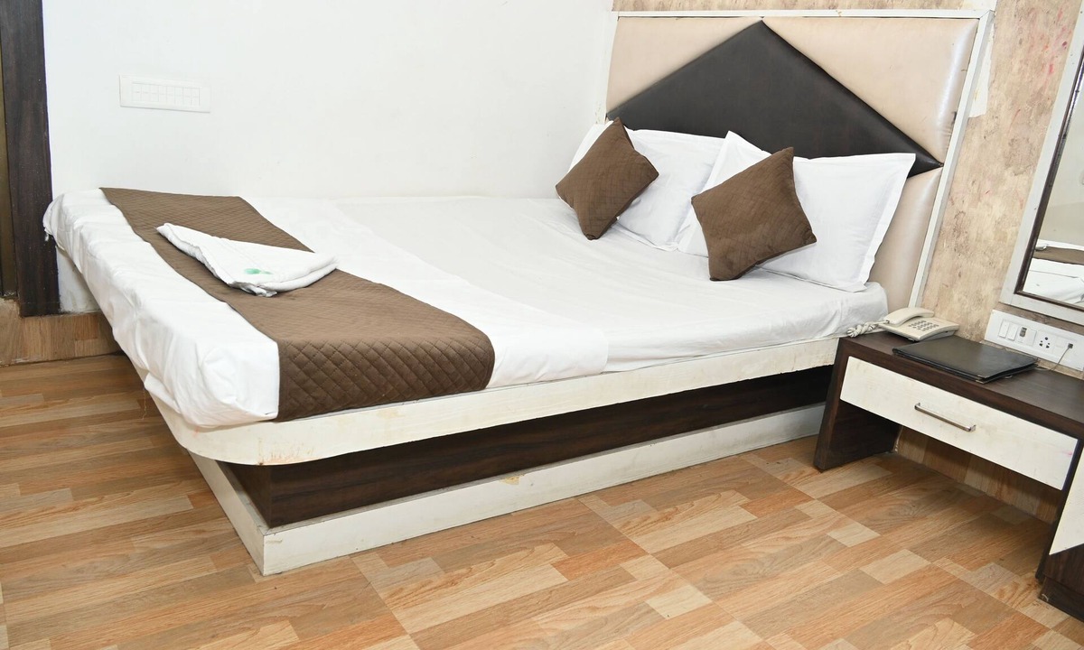 Sasaram Hotel | hotel New Maurya royal