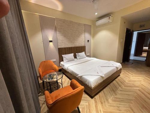 Pune Hotel | Hotel Nirmal's Executive
